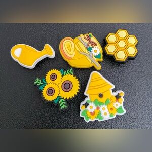 Brand New 5 Pack Honey and Sunflower Shoe Charms